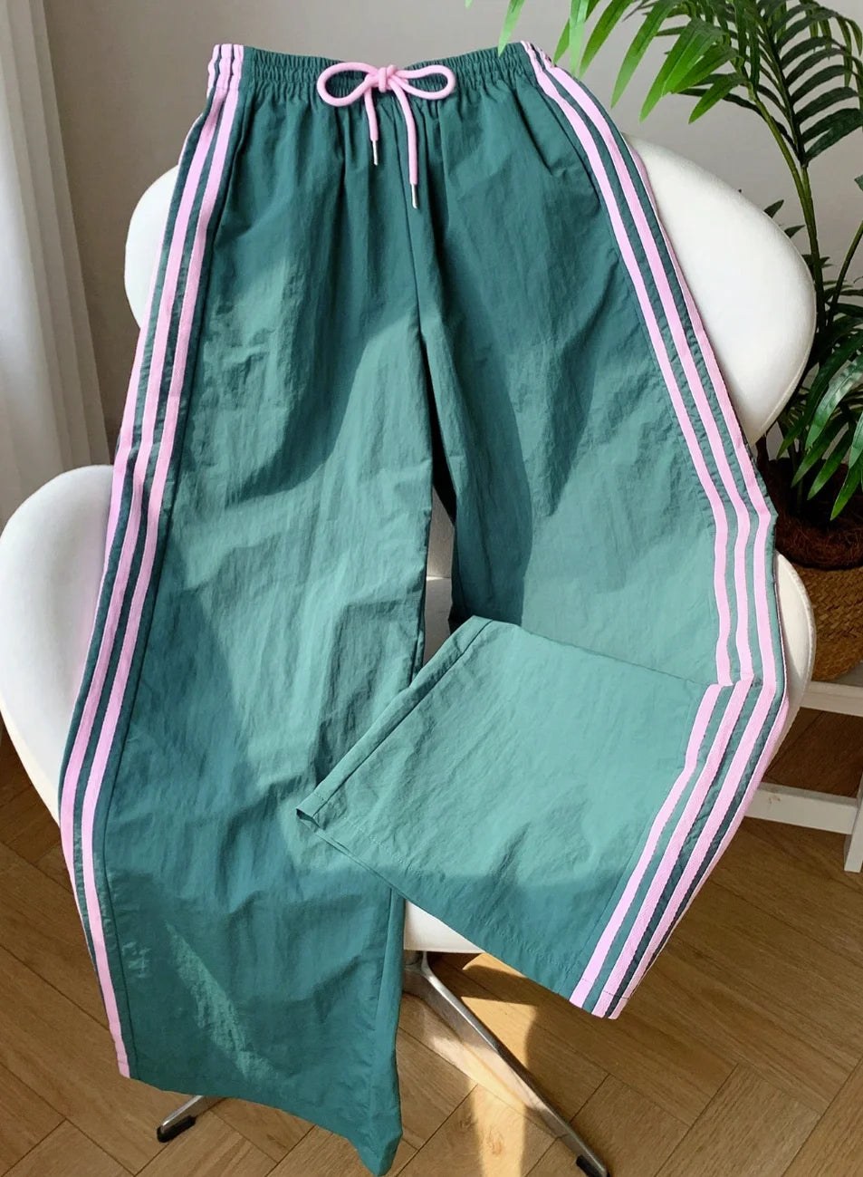 Women's clothing elegant, casual