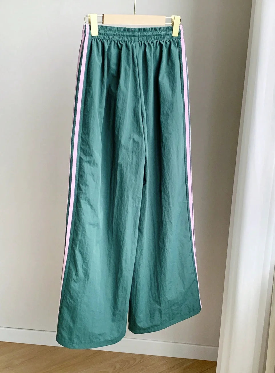 Women's clothing elegant, casual